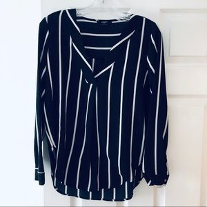 Forever Long Sleeve Vneck top